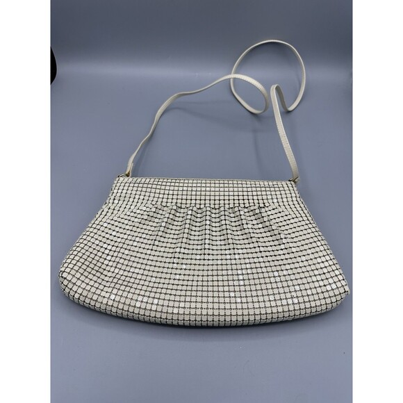 Handbags - Vintage Aluminum Metal Mesh Cream/White Classic Shoulder Bag Satin Lining